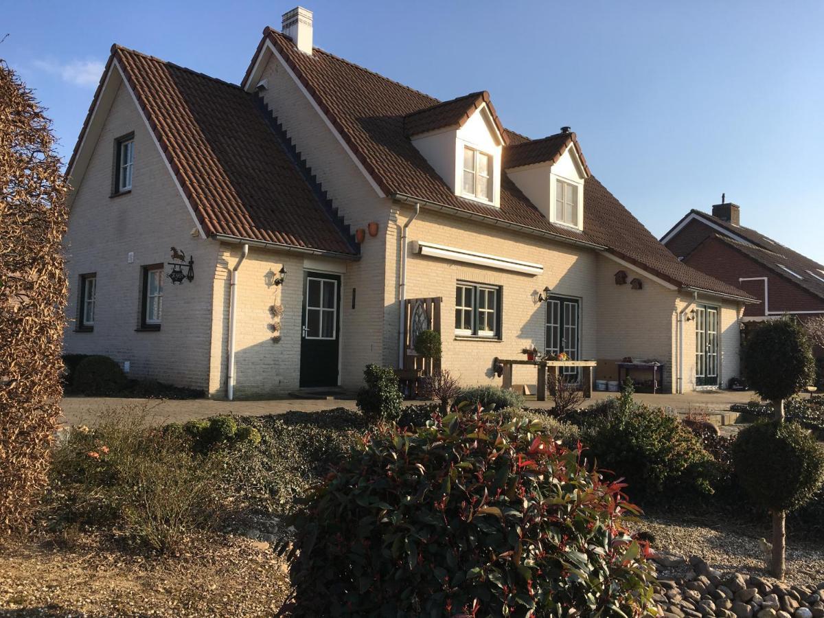 Chalet Or Apartment Nearby Roermond Outlet Stevensweert Dış mekan fotoğraf